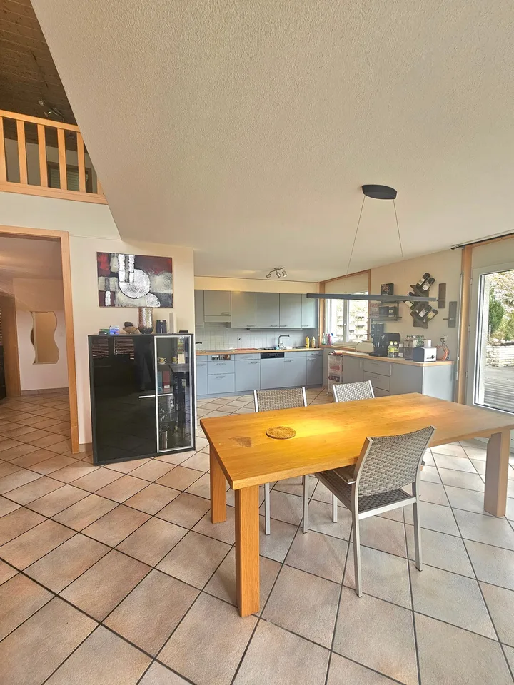 Entre nature et confort : belle maison de 200 m² à Couvet – photo 6 sur 18