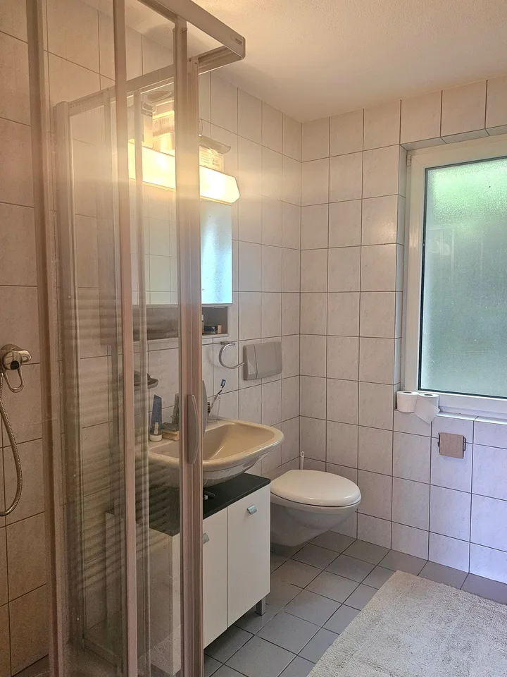 Entre nature et confort : belle maison de 200 m² à Couvet – photo 16 sur 18
