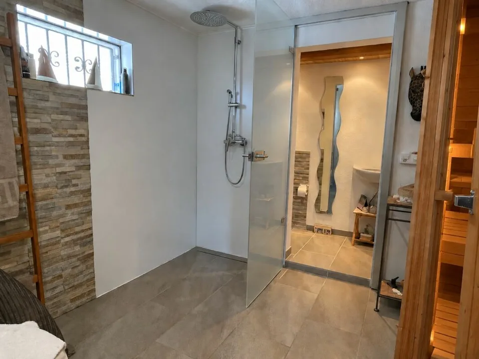 Habitation spacieuse avec une vue panoramique de rêve – photo 18 sur 20