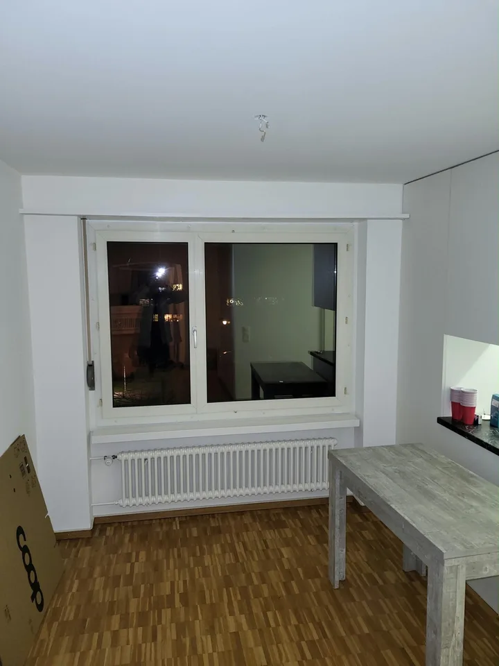 Möbliertes Smart-Zimmer in grosser Wohnung am Waldrand Pfaffhausen (Zürich)