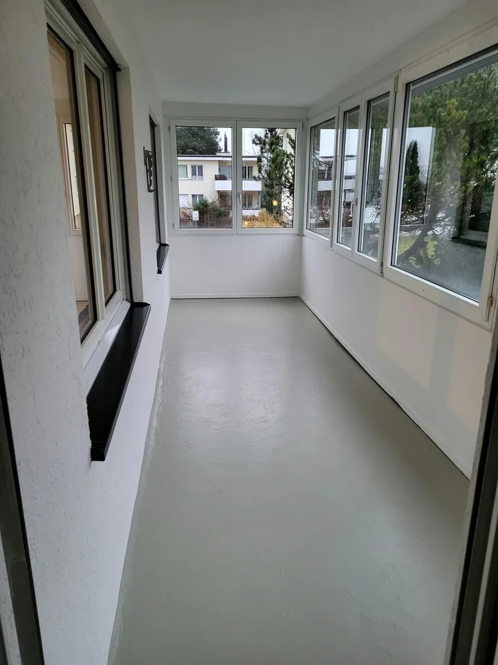 Möbliertes Smart-Zimmer in grosser Wohnung am Waldrand Pfaffhausen (Zürich)