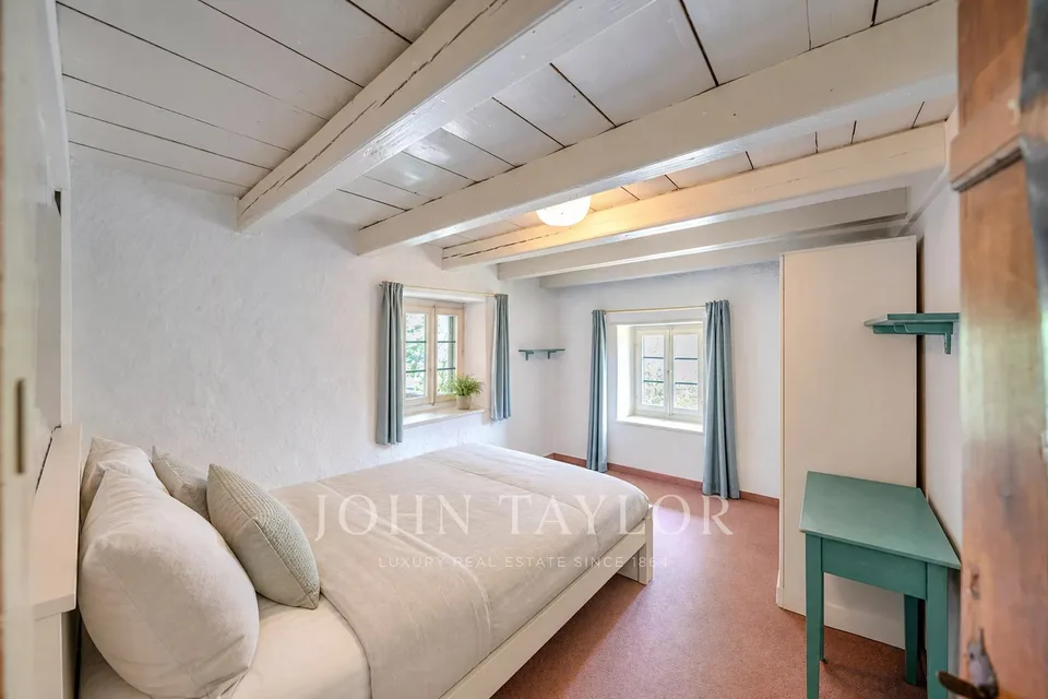 Una fattoria di 370m2 abitabili con piscina – foto 23 di 26