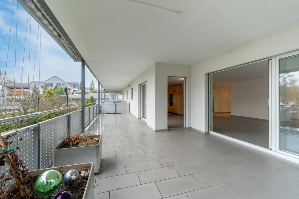 Appartement lumineux 4.5 pièces en centre-ville – photo 7 sur 8
