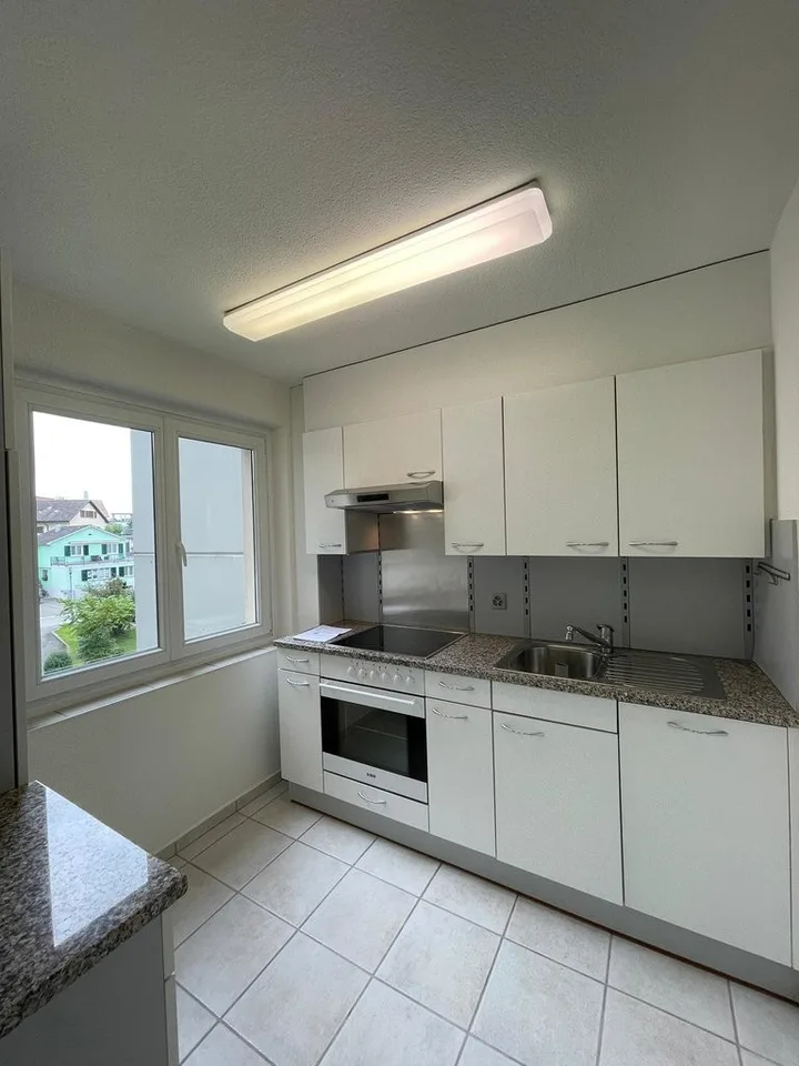 Appartement situé au centre avec grand balcon et vue