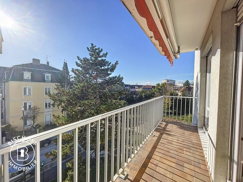 Spacieux appartement de 5 pièces avec balcon et vue agréable – Mulhouse – foto 14 di 17