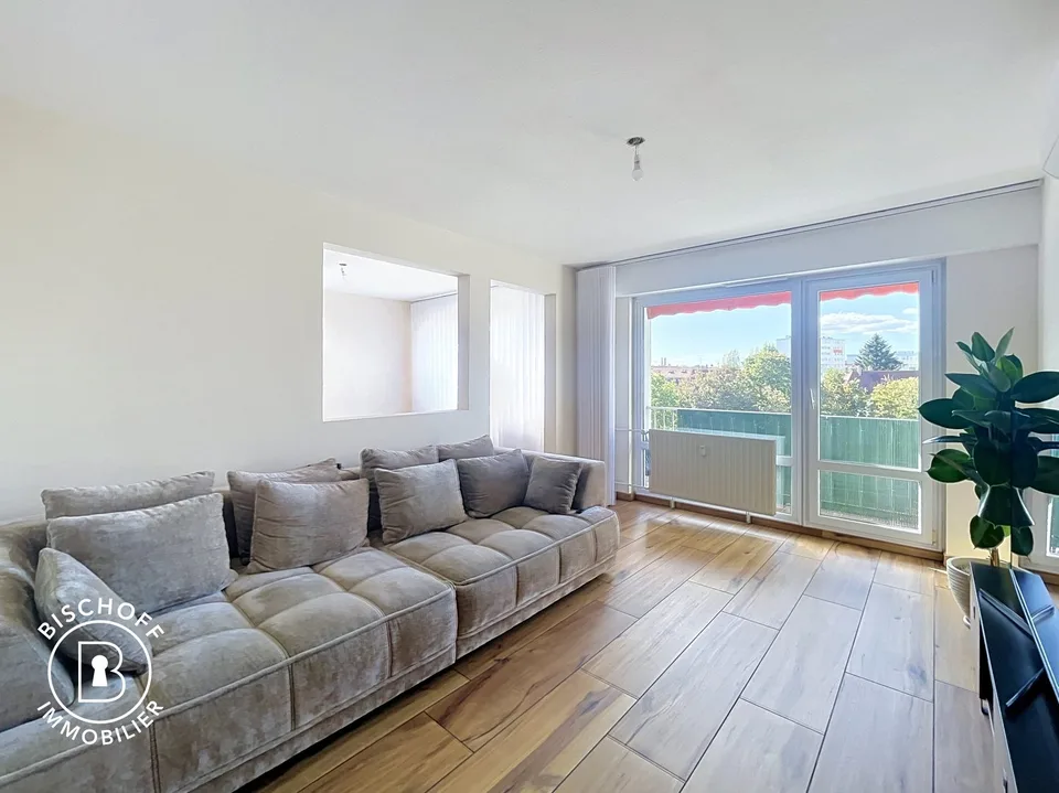 Spacieux appartement de 5 pièces avec balcon et vue agréable – Mulhouse – foto 5 di 17