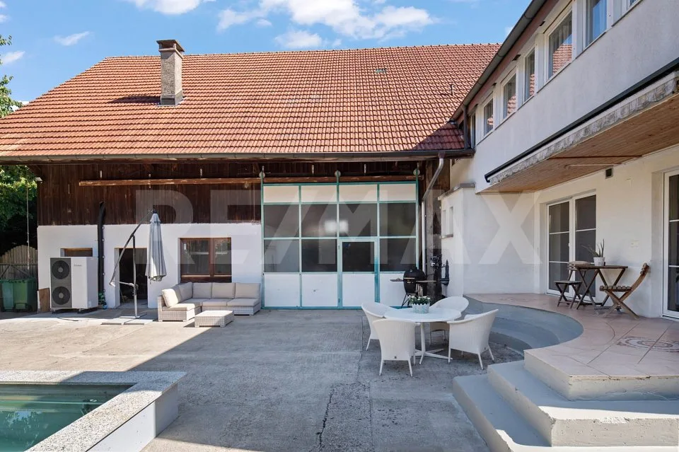 Charaktervolles Bauernhaus mit grossem Schopf und Ökologie in Gränichen – Foto 11 von 13