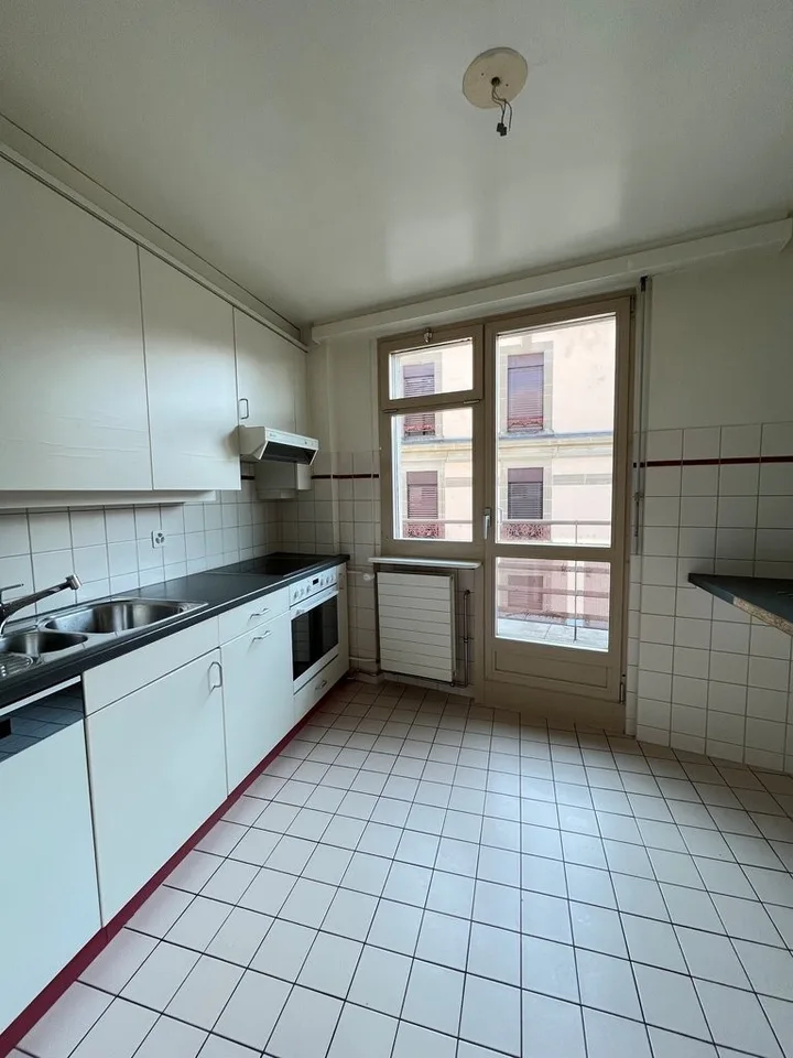 Appartamento di 3,5 locali vicino alla stazione e al centro città – foto 3 di 8