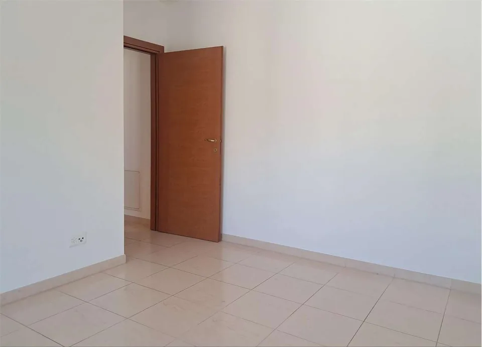 Bioggio: spacious 4.5-room attic with lake view in a two-family house – photo 7 of 13