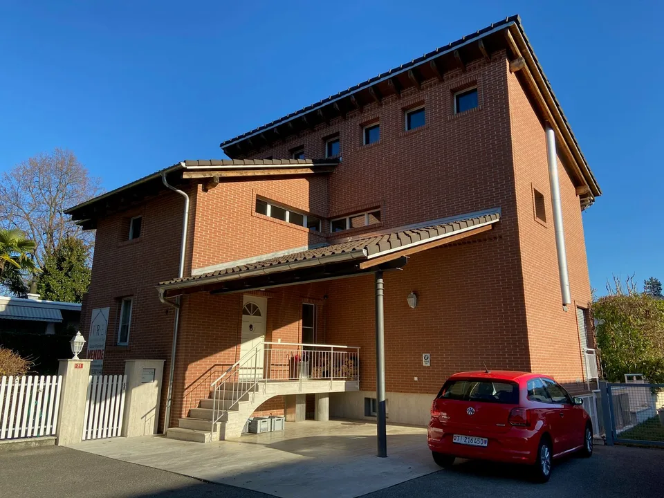 Caslano – Villa moderne avec piscine, jardin et studio indépendant – photo 21 sur 28