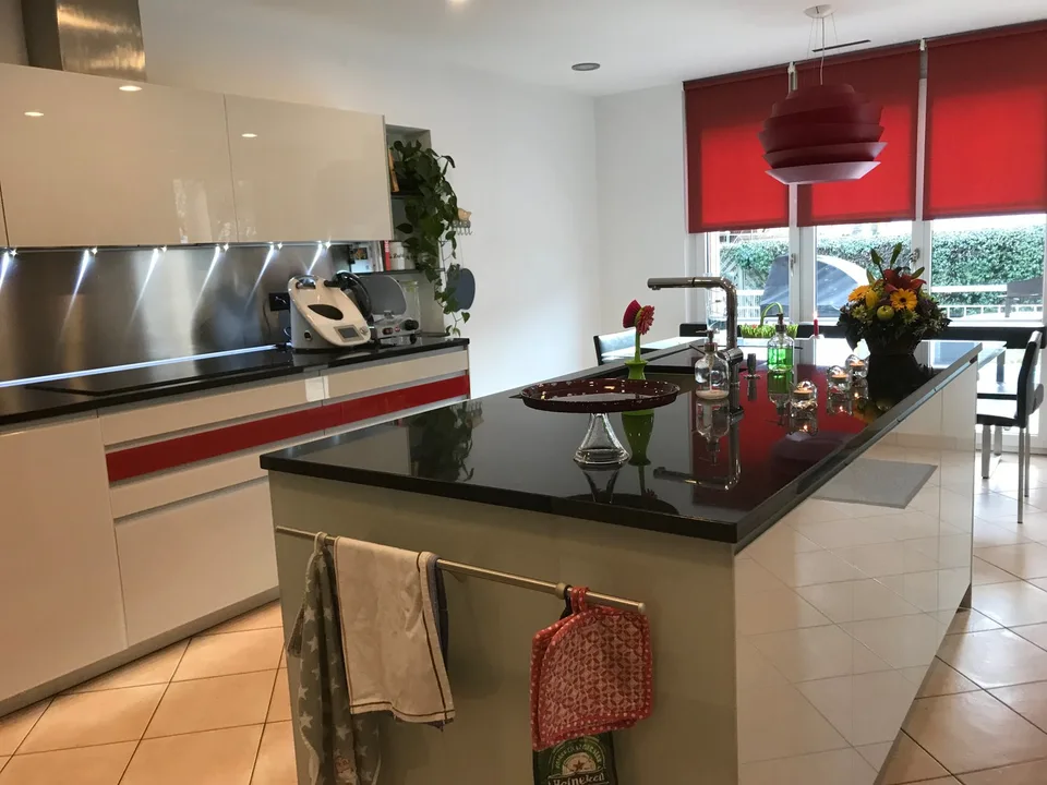 Caslano – Villa moderne avec piscine, jardin et studio indépendant – photo 11 sur 28