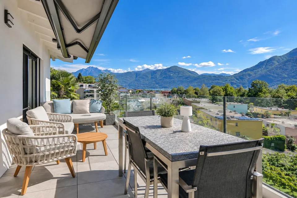 Lifestyle con vista - esclusivo attico a Gordola – Foto 4 von 13