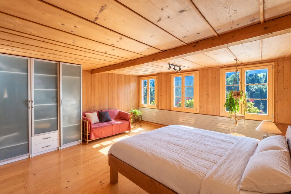 Casa colonica Simmental con due appartamenti e vista libera sulla montagna – foto 5 di 12