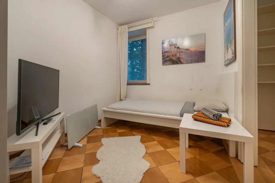 7 möblierte Zimmer, Garten und Ertrag in Baden – Foto 17 von 24