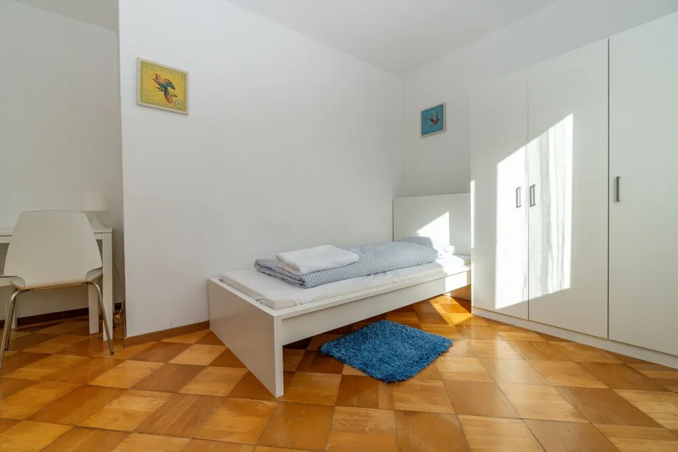 7 möblierte Zimmer, Garten und Ertrag in Baden – Foto 6 von 24