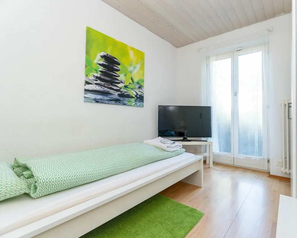 7 möblierte Zimmer, Garten und Ertrag in Baden – Foto 12 von 24