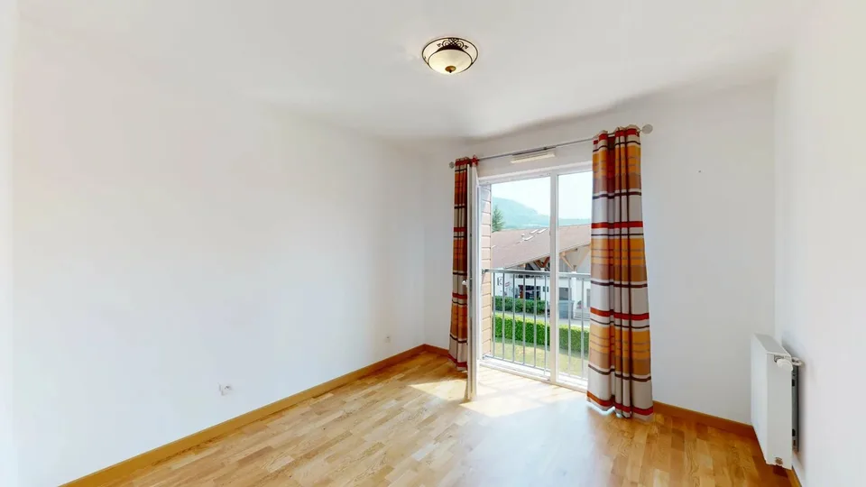Wohnung mit Möbeln T4 - 76 m² - Letztes Stockwerk mit Balkon und Keller – Foto 11 von 13