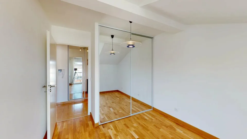 Wohnung mit Möbeln T4 - 76 m² - Letztes Stockwerk mit Balkon und Keller – Foto 8 von 13