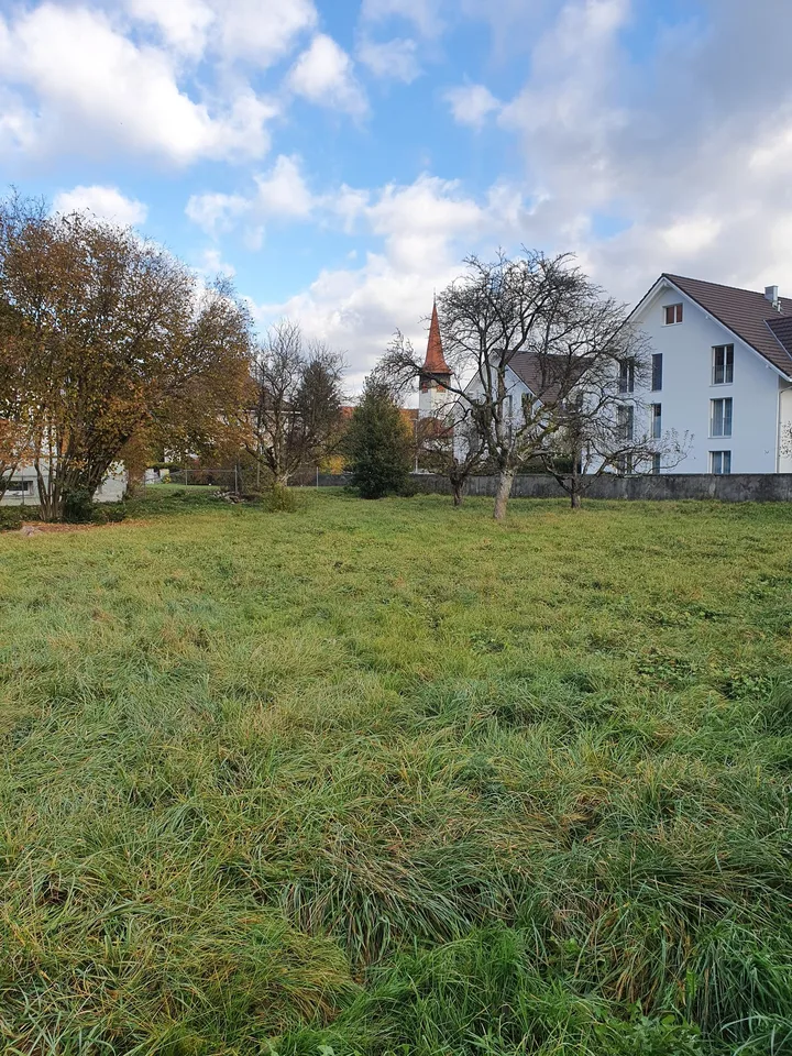 Ampia parcella di terreno edificabile in posizione ottimale – foto 4 di 5