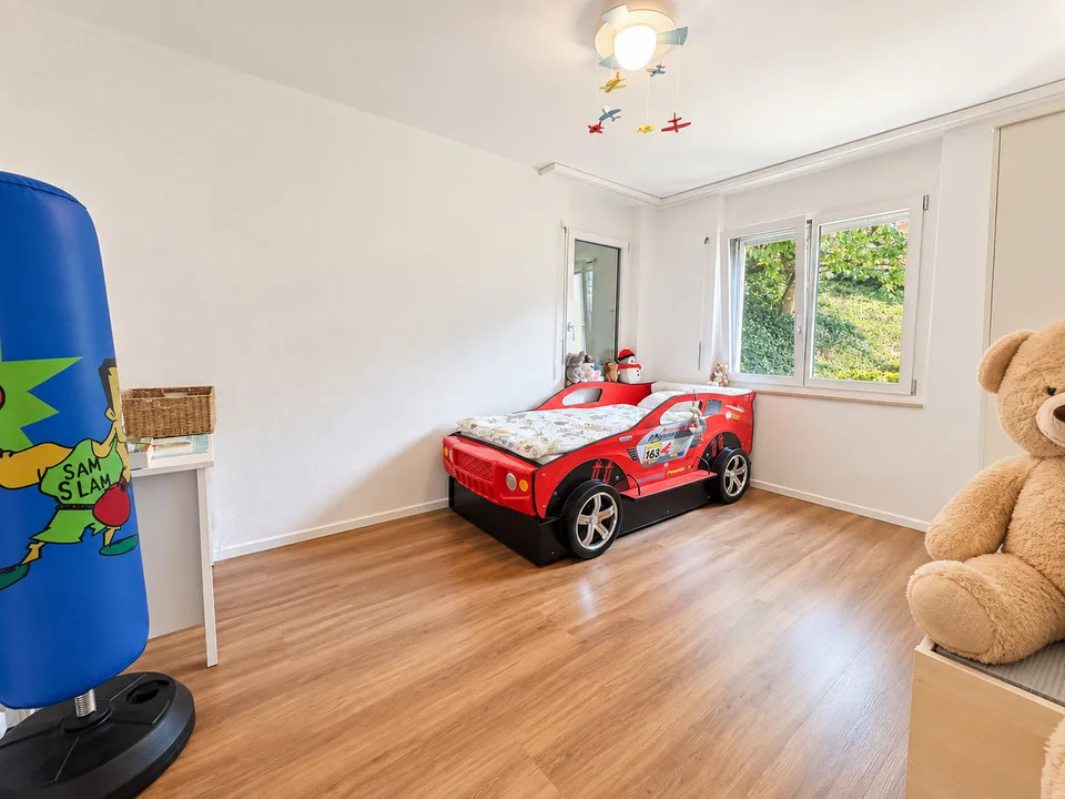 Wohnen wie im eigenen Haus - Familienparadies mit exklusivem Garten – Foto 6 von 13