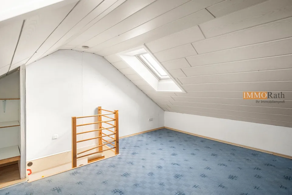 IMMORath.de - Lichtdurchflutete 3-Zimmer-Wohnung mit Balkon und Schwed – Foto 5 von 13