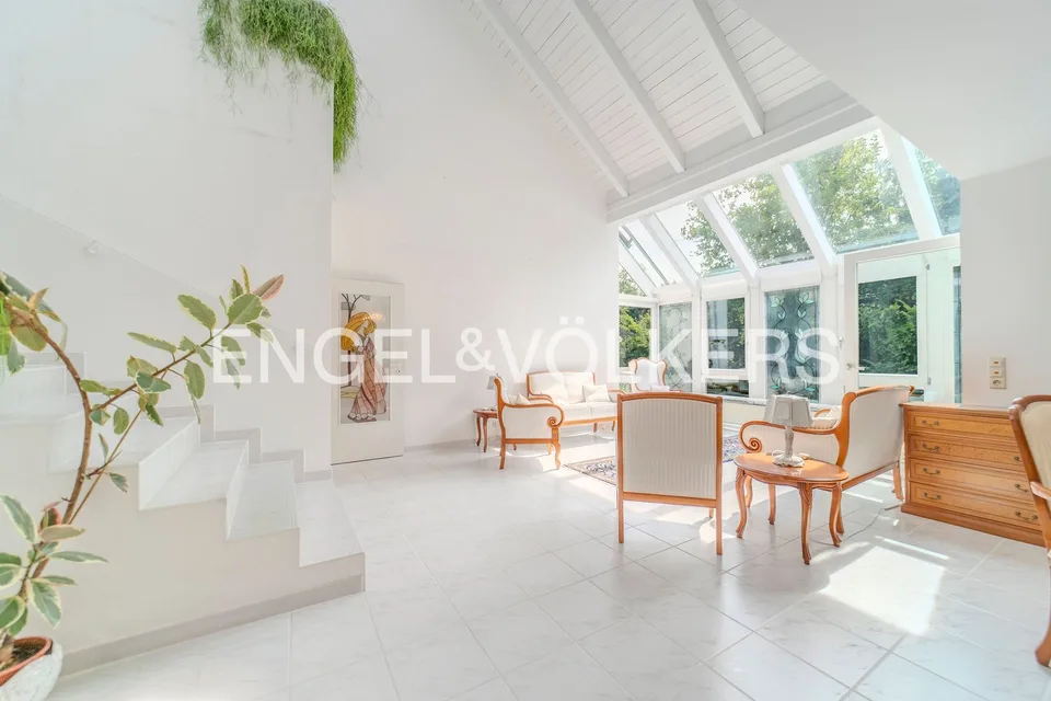 Casa dell'architetto in una posizione popolare – foto 3 di 12