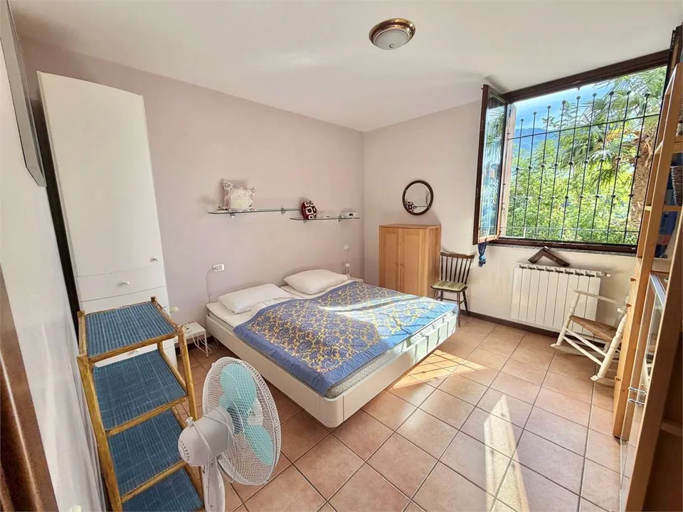 Splendido e curatissimo trilocale con giardino in una posizione tranqu – foto 5 di 13