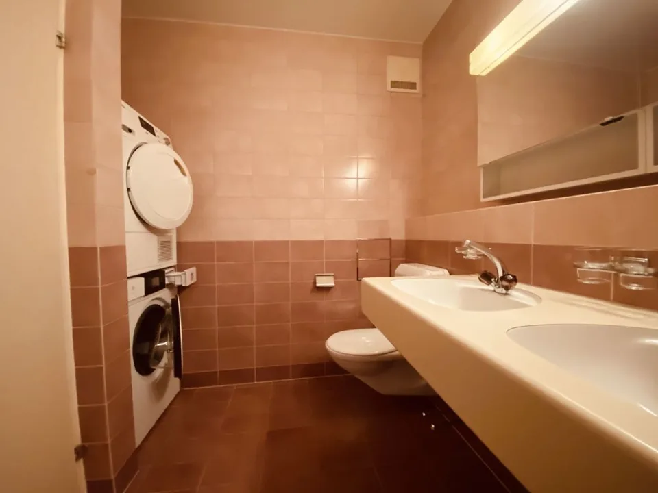 Appartamento di 3,5 locali con balcone, torre di lavanderia privata, cantina e locale per biciclette – foto 8 di 8