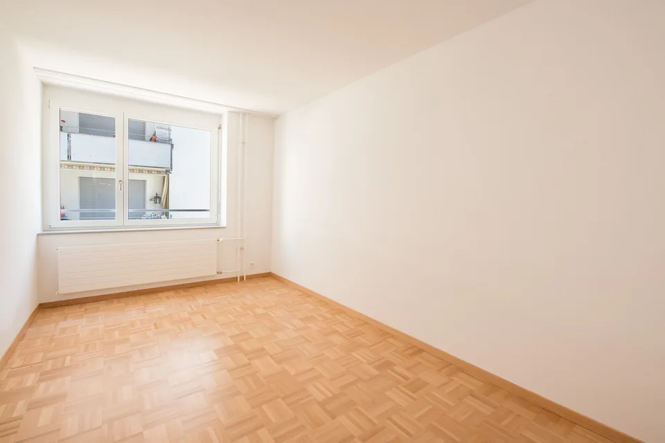Wohnungsübernahme zentrale 4Z + Garage – Foto 7 von 10