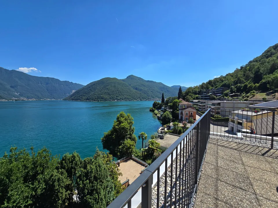 Helle 2,5-Zi. Wohnung mit Seeblick mit Terrasse und Parkplatz – Foto 3 von 23