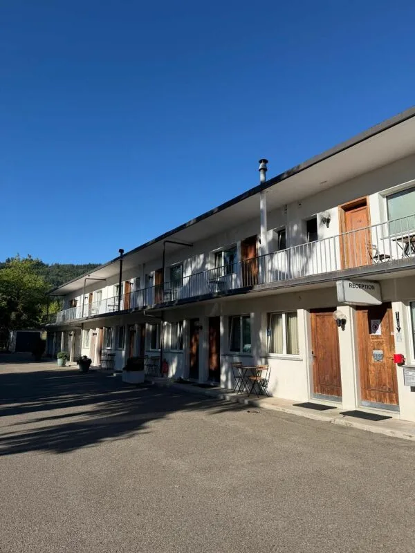 Studio meublé en centre-ville de Spreitenbach – photo 13 sur 14