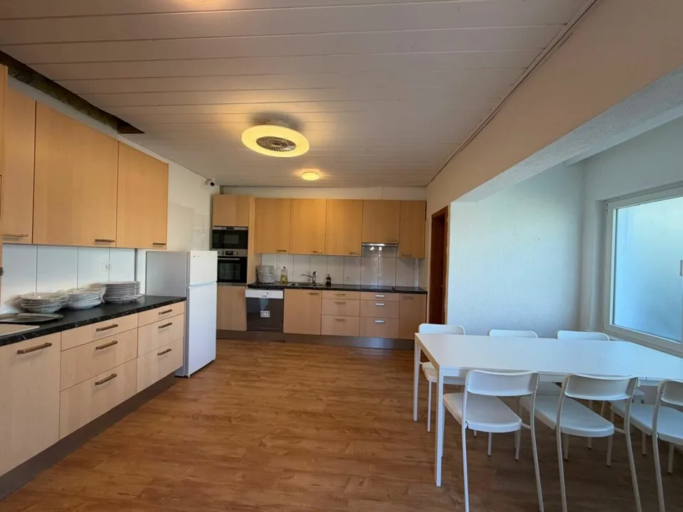 Studio meublé en centre-ville de Spreitenbach – photo 4 sur 14