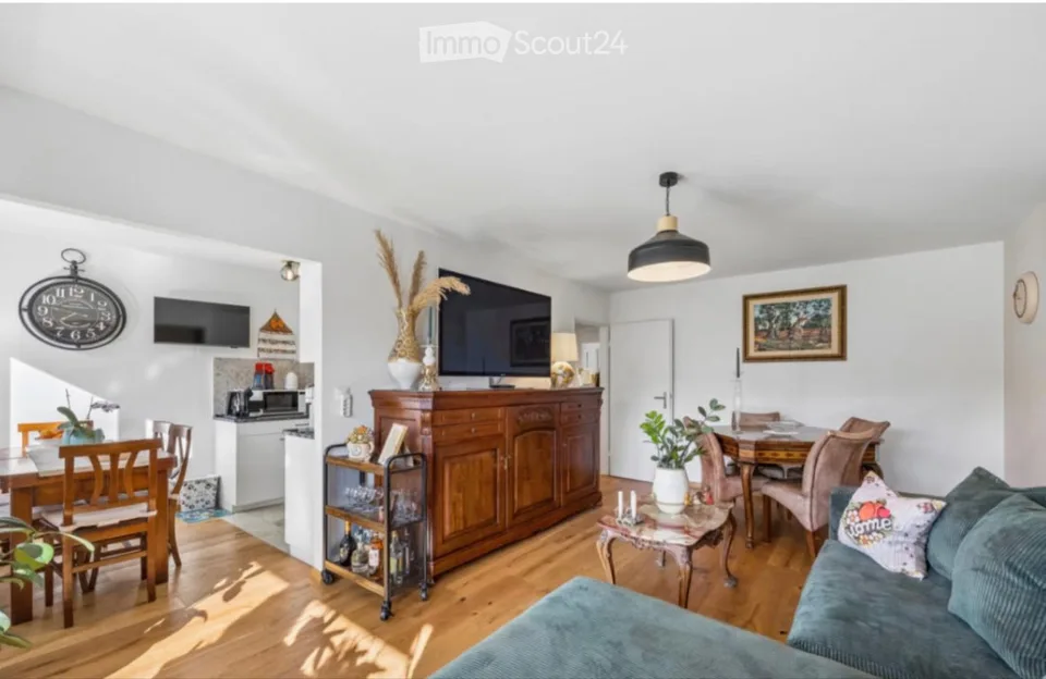Helle 3.5-Zimmer-Wohnung mit 2 Balkonen in Pratteln – Foto 3 von 5