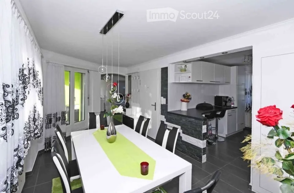 4-Zimmer-Wohnung mit Wintergarten und Terrasse in Pratteln – Foto 2 von 5