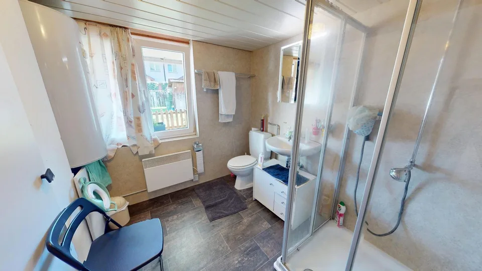 4½-Zi Doppel-Einfamilienhaus an zentraler Lage – Foto 3 von 13