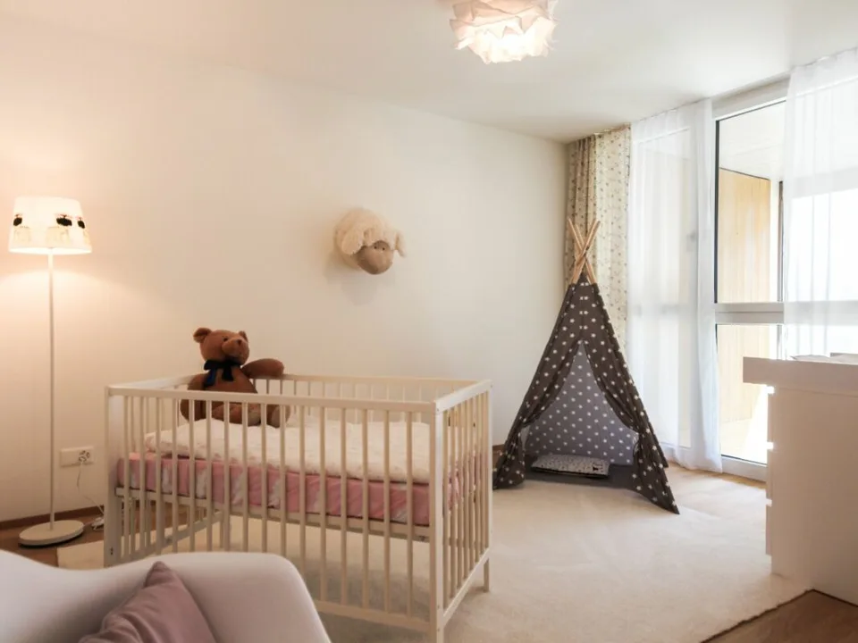 4.5-Zimmer Maisonette mit Hausgefühl und charmantem Garten – Foto 10 von 13