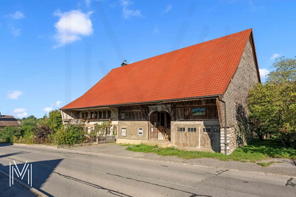 Un patrimonio autentico da reinventare nel cuore del villaggio! Un'opportunità immobiliare rara! – foto 12 di 13