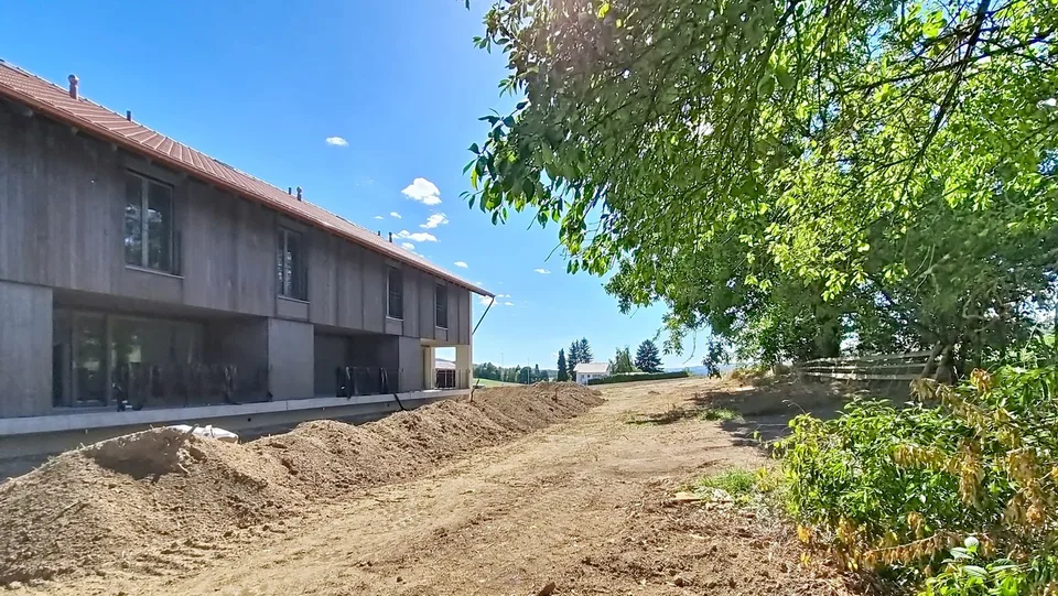 3 ville contigue 5.5 pezzi con giardino privato a Dompierre – foto 13 di 13