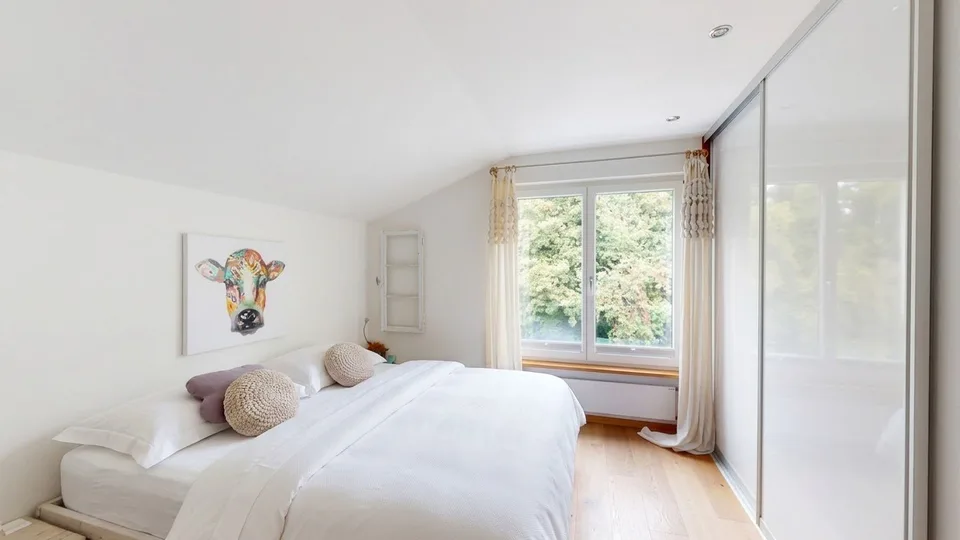 10 Zimmer Villa mit Pool in ruhiger Lage von Binningen – Foto 5 von 13