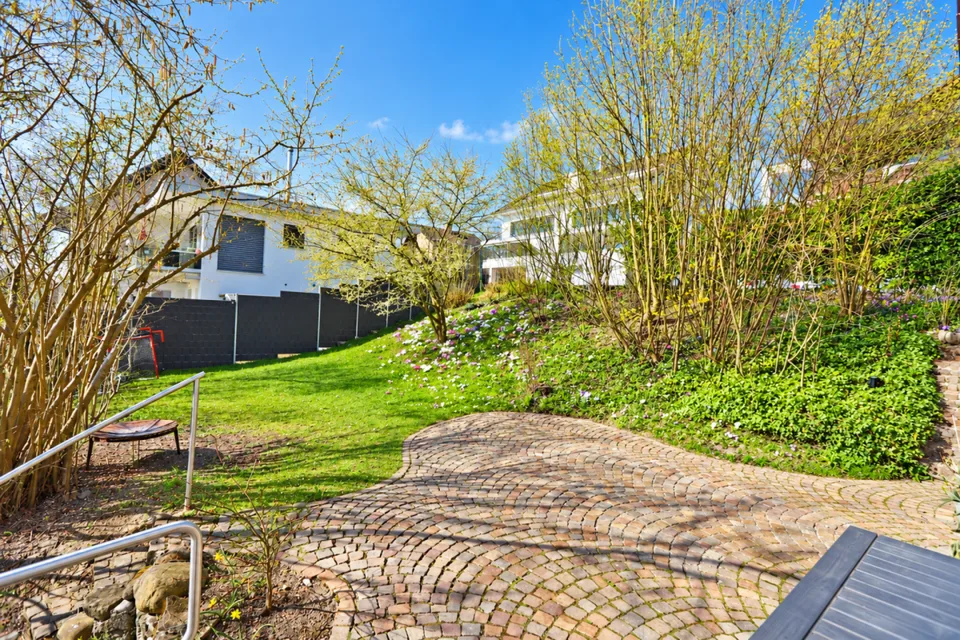 Wohnen & Vermieten: Einfamilienhaus mit Einliegerwohnung und Winter... – Foto 11 von 18