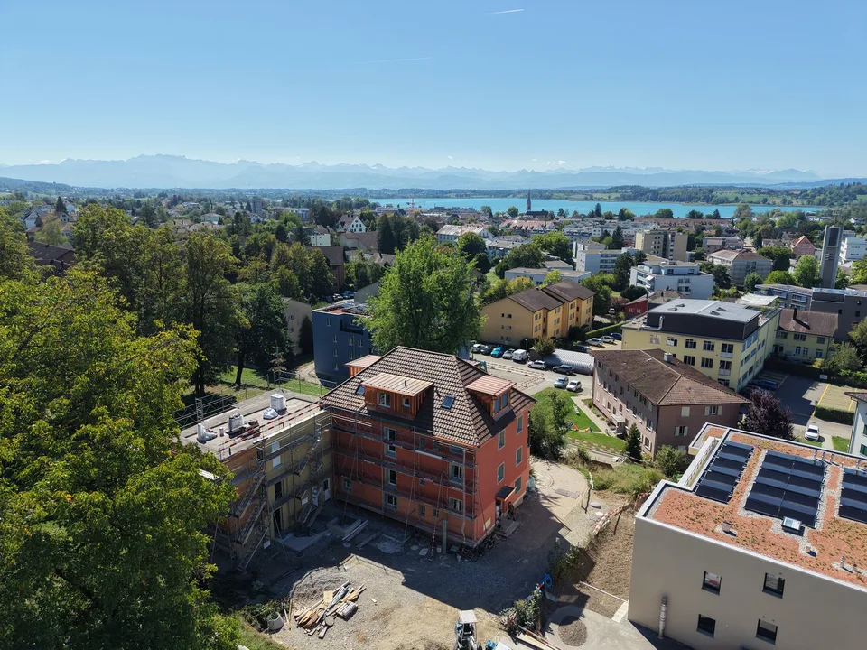 Aussergewöhnliche 3½-Zimmer-Dachwohnung mit Holzbalken und Panoramablick – Foto 15 von 15