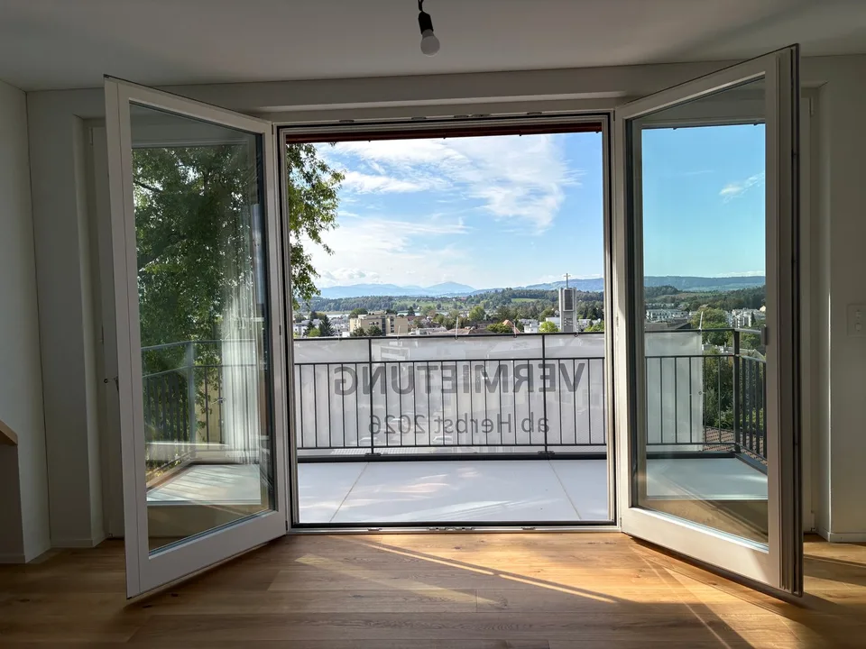 Aussergewöhnliche 3½-Zimmer-Dachwohnung mit Holzbalken und Panoramablick – Foto 12 von 15