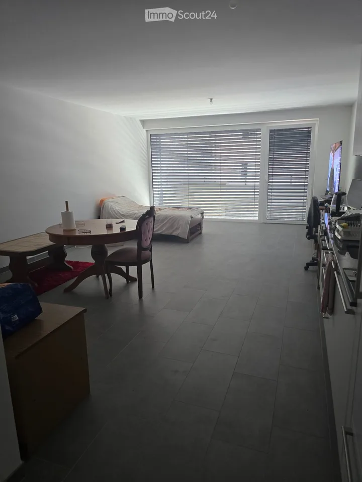 Übernahme des Mietvertrags zum Preis von 1'090.- – Foto 2 von 5