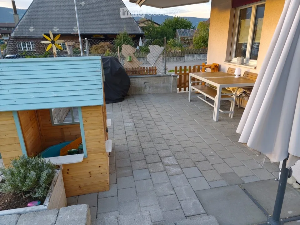 4.5 Zimmerwohnung im Erdgeschoss mit Terasse – Foto 3 von 5