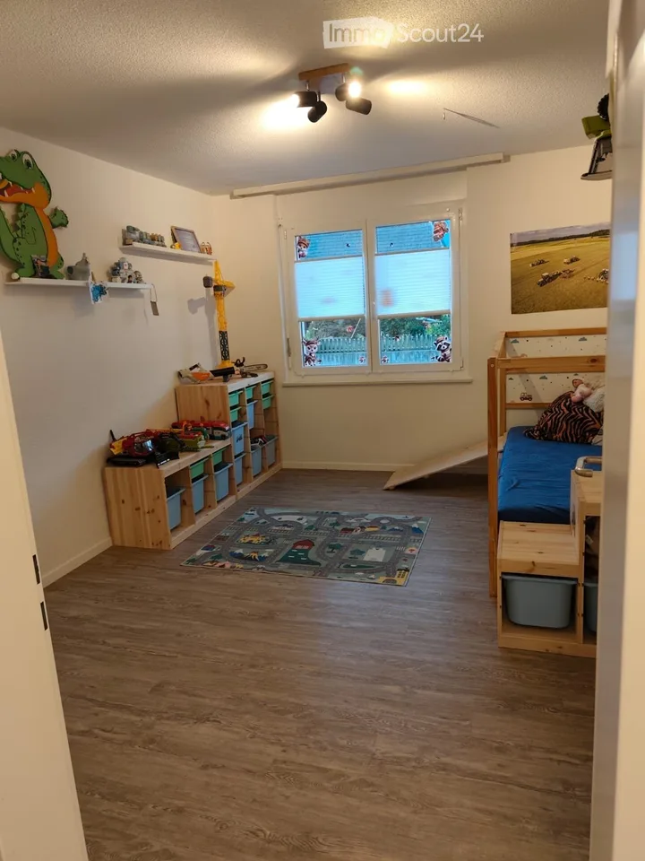 4.5 Zimmerwohnung im Erdgeschoss mit Terasse – Foto 5 von 5