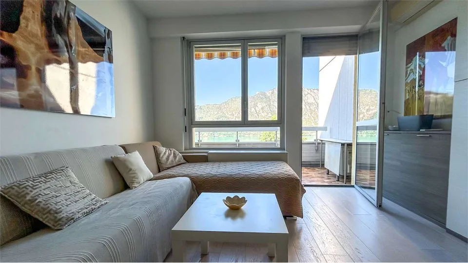 GRAZIOSO APPARTAMENTO 2,5 LOCALI CON VISTA LAGO – foto 4 di 10