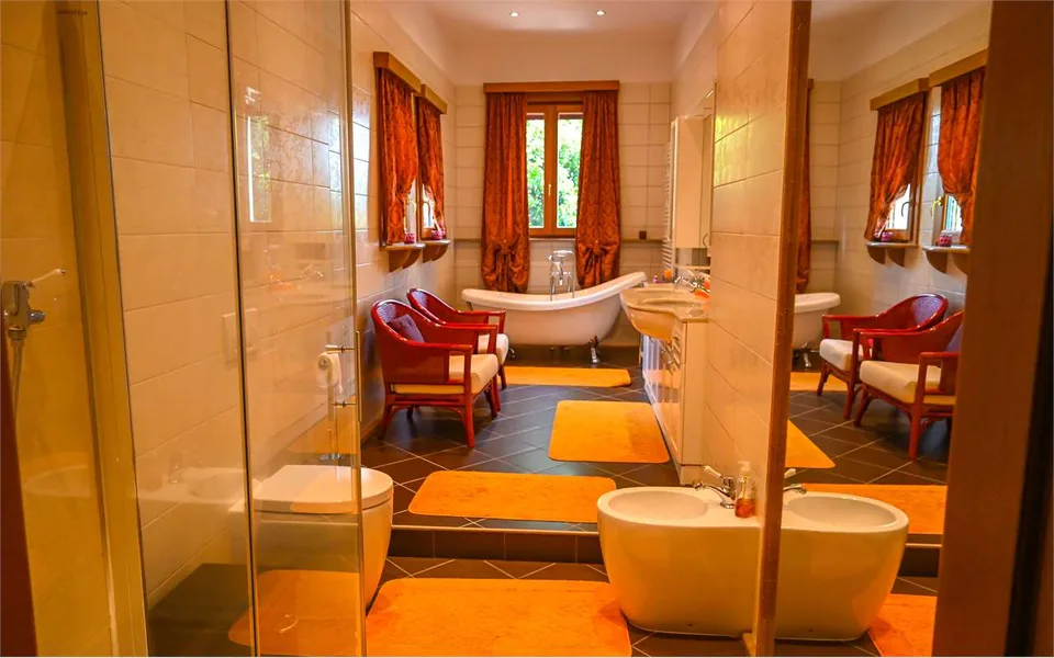 Villa prestigieuse avec vue sur le lac – photo 13 sur 13