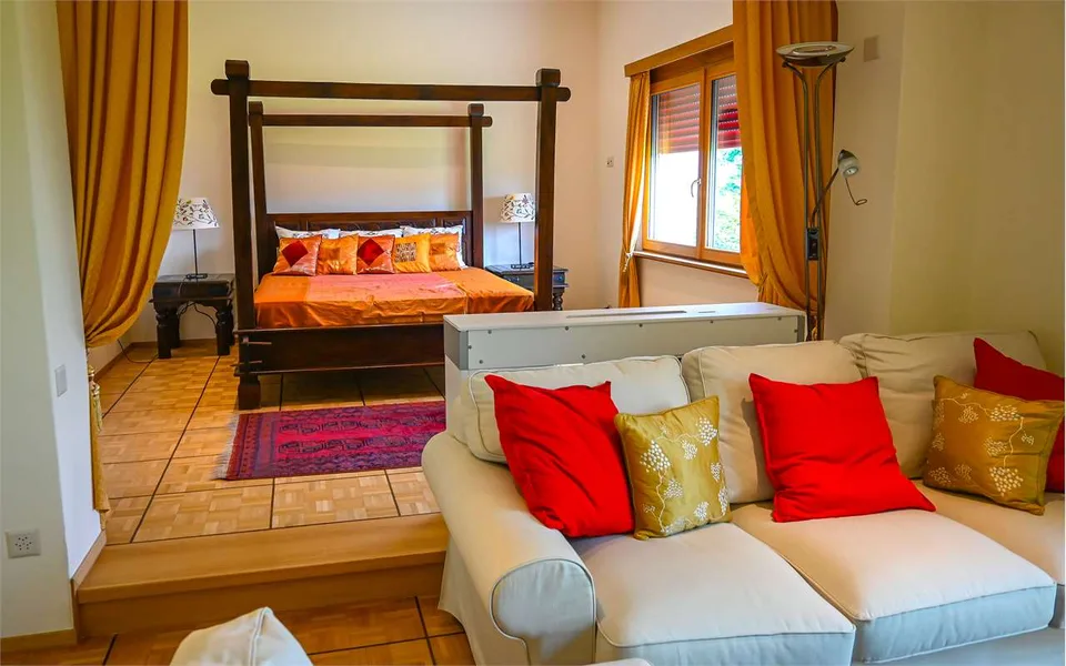 Villa prestigieuse avec vue sur le lac – photo 12 sur 13