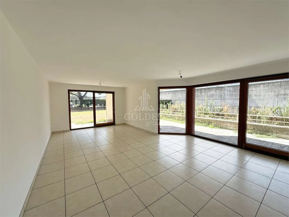 Großes und helles 4.5-Zimmer-Wohnung – Foto 3 von 13