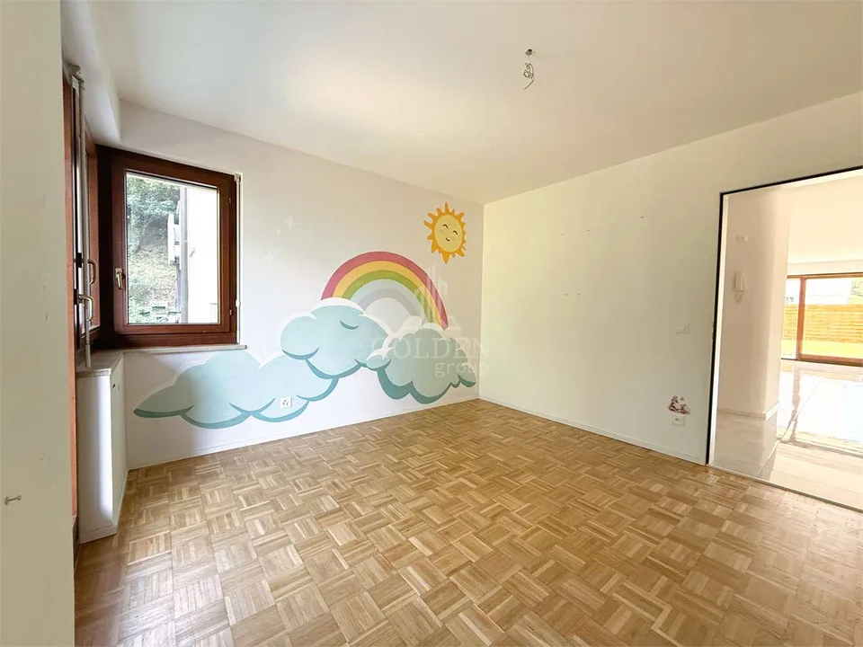 3,5 Zimmer Wohnung renoviert mit großem Außenbereich – Foto 6 von 13